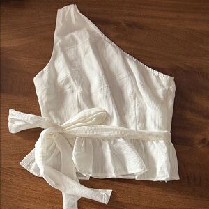 Petal & Pup White One-Shoulder Blouse